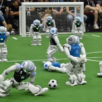 İnsansı Robotlar Futboldan İlham Alıyor